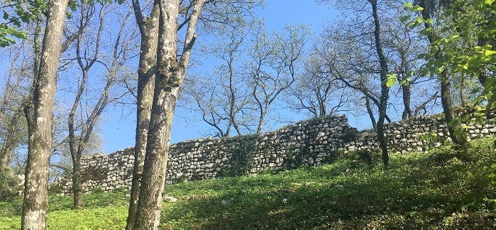 N31 Lo sapevi che … eupolis a domicilio – DI NUOVO IN CIMA A UN COLLE. IL CASTELLO DI MONTEREALE VALCELLINA