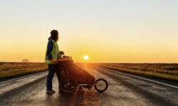 Domenica 6 settembre ore 17:30 – UN MONDO INTERO ATTRAVERSATO A PIEDI PIEROAD NEI MAGREDI