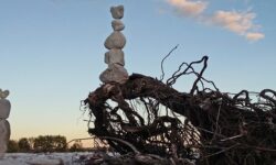 26 settembre 2026 dalle h 09:30 alle h 17:00 – STONE BALANCING. L’ARTE DEL BILANCIAMENTO DELLE PIETRE